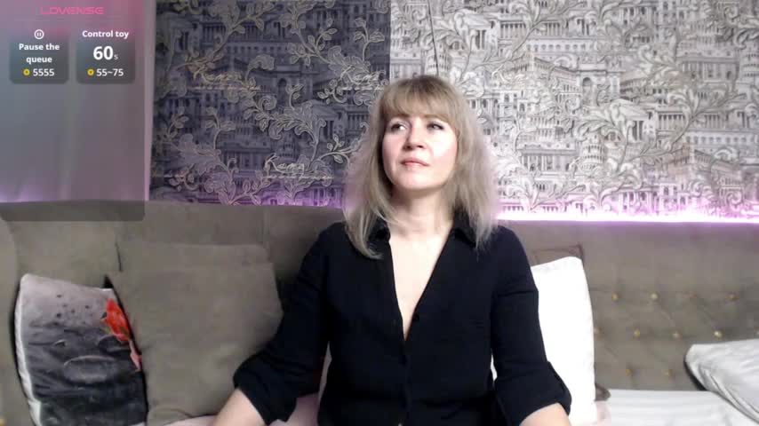 mandy_foxxx Cam Model Chat November 2, 2025