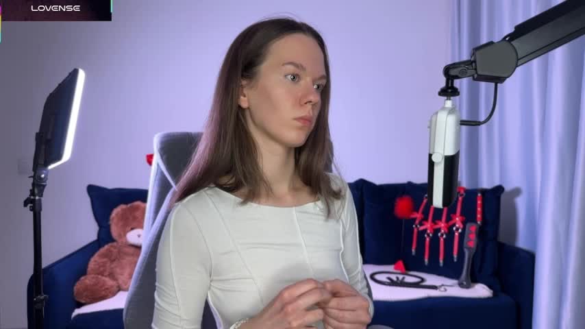 SharkyBaby Cam Model Chat November 2, 2025