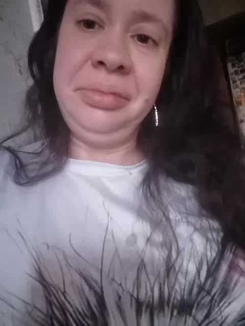 catsloveqq Cam Model Chat November 2, 2025