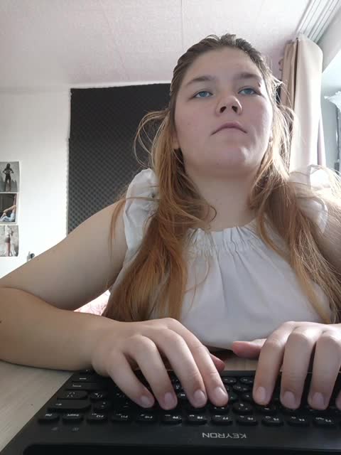 Kakdelaman Cam Model Chat November 2, 2025
