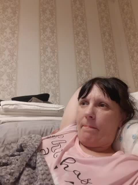 Zlykaa Cam Model Chat November 2, 2025