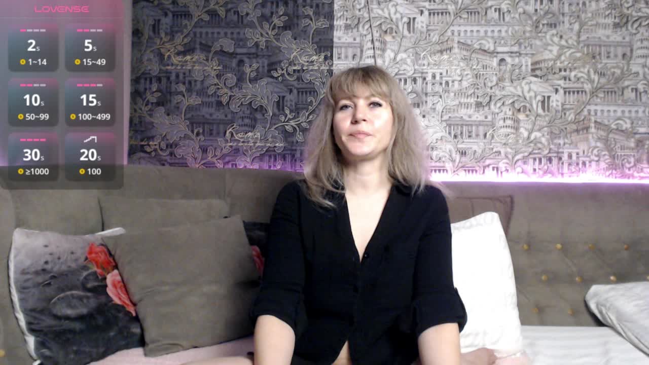 mandyfoxxx Cam Model Chat November 3, 2025