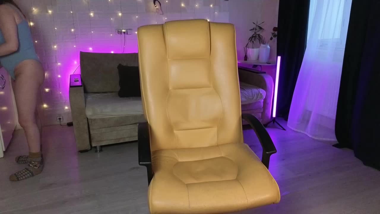 Call_me_Dasha Cam Model Chat November 3, 2025