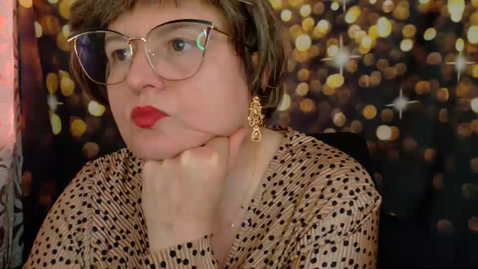 Golden_Lady Cam Model Chat November 3, 2025