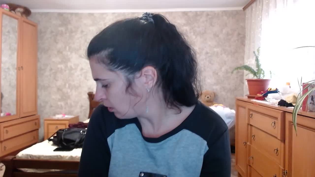 KristiWhite Cam Model Chat November 3, 2025