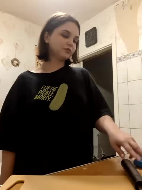 Kikki Cam Model Chat November 3, 2025