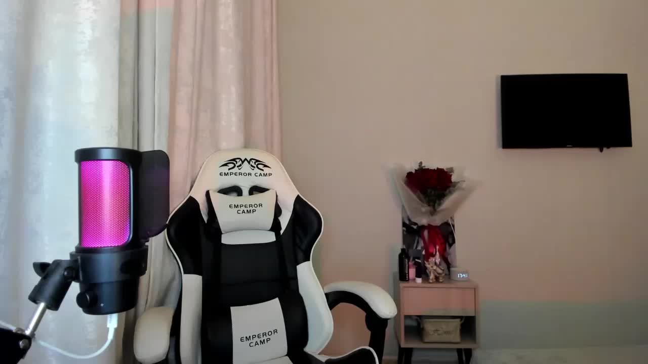 Kiza9 Cam Model Chat November 3, 2025