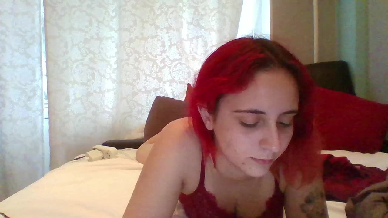 Hotredhead01 Cam Model Chat November 3, 2025