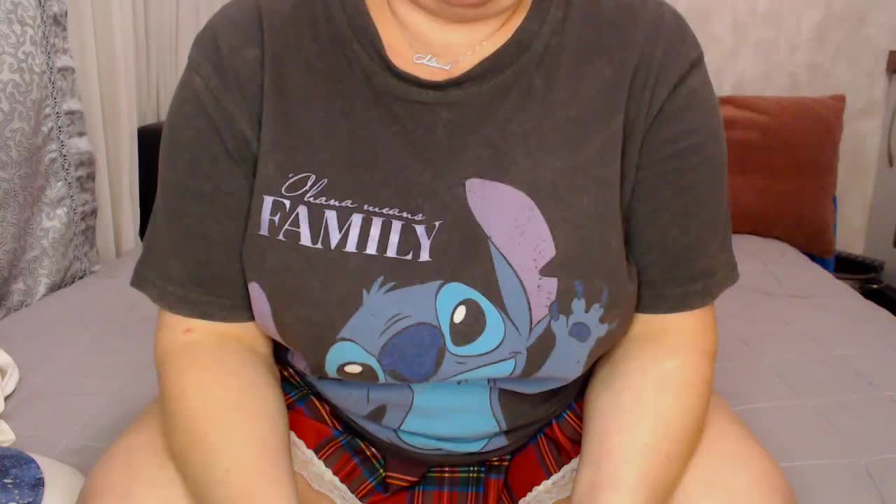 unshavenVi Cam Model Chat November 3, 2025