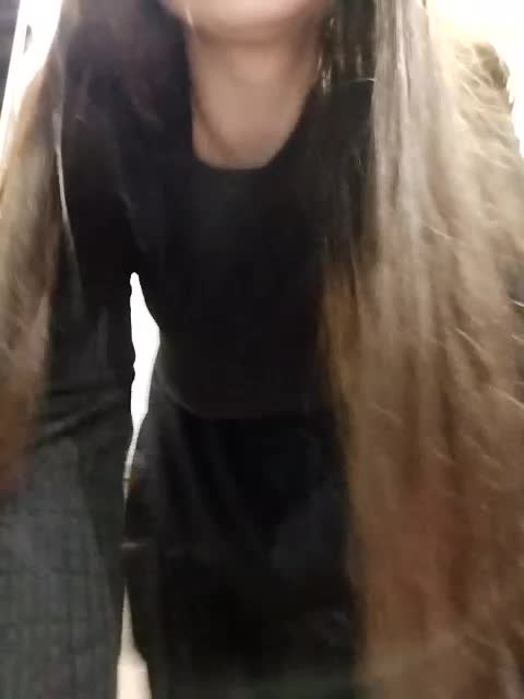 Lona-S Cam Model Chat November 3, 2025