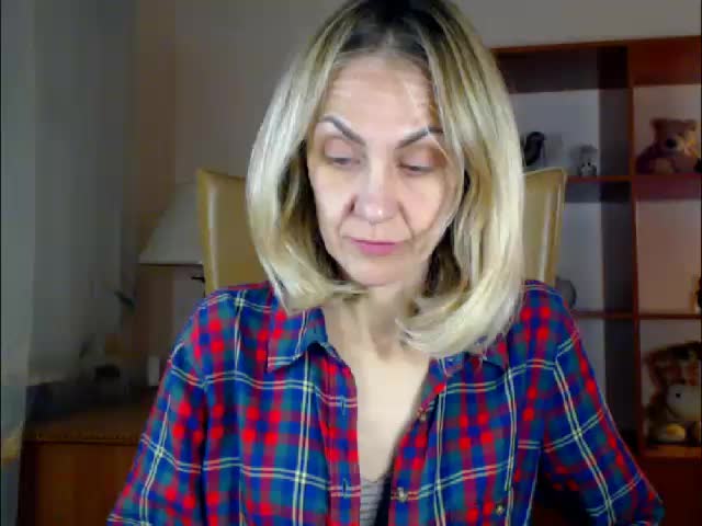 Tanya6547 Cam Model Chat November 3, 2025