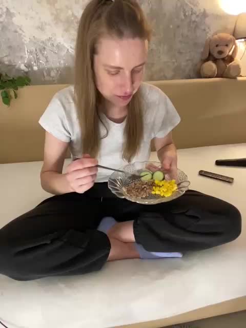 _I_123 Cam Model Chat November 3, 2025