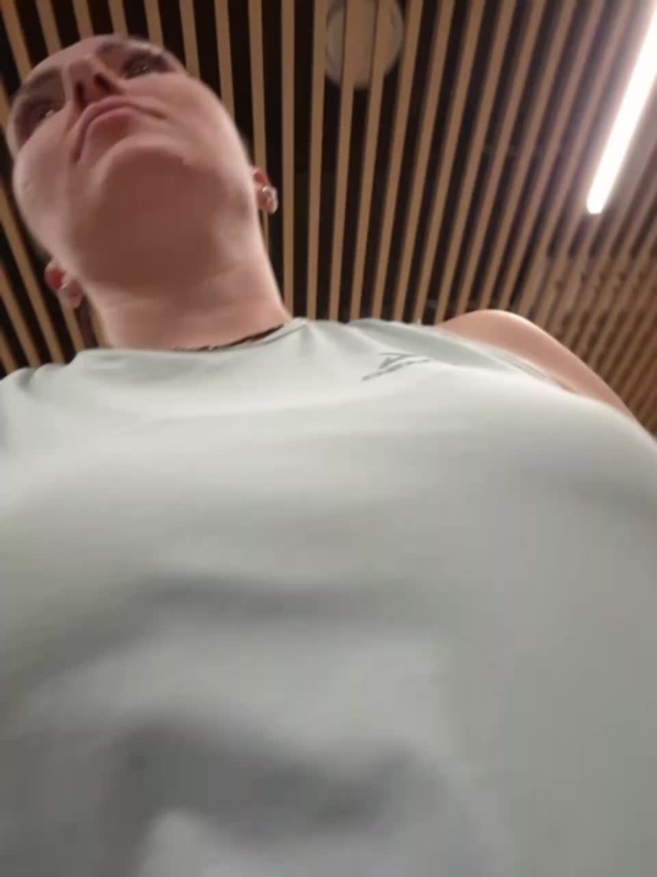 DIVORA Cam Model Chat November 3, 2025