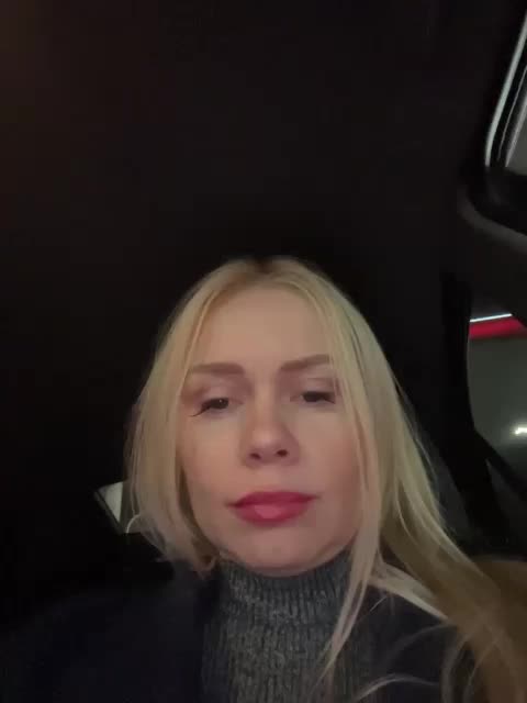 MirandaNow Cam Model Chat November 3, 2025