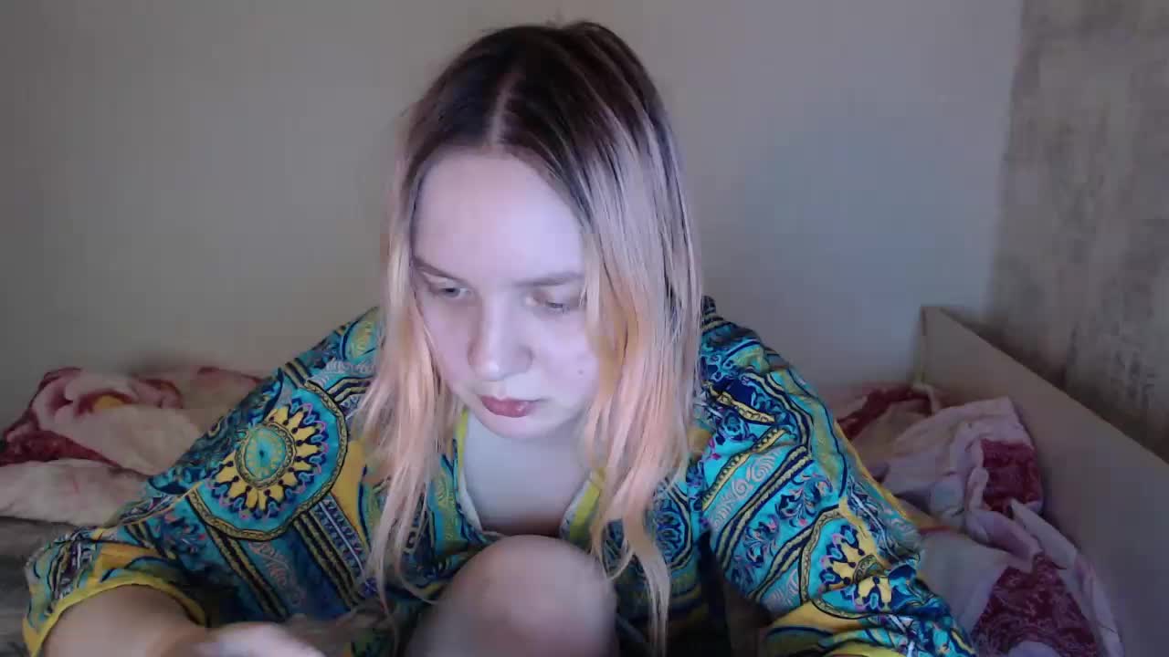 FayWinx2007 Cam Model Chat November 3, 2025