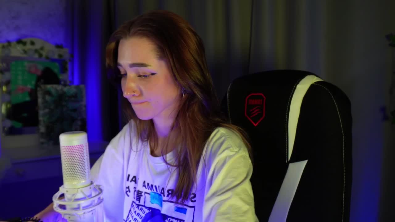 _SitCom_ Cam Model Chat November 3, 2025