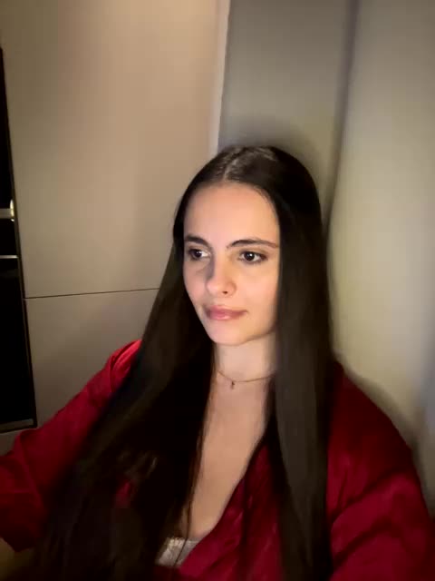 Cherry_s Cam Model Chat November 3, 2025