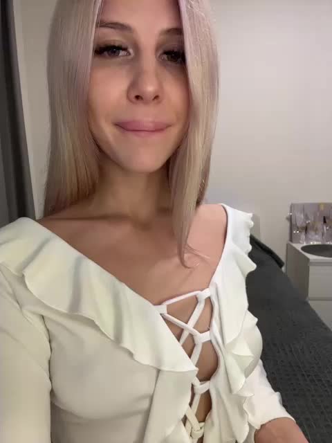 MaripoSSa69 Cam Model Chat November 3, 2025