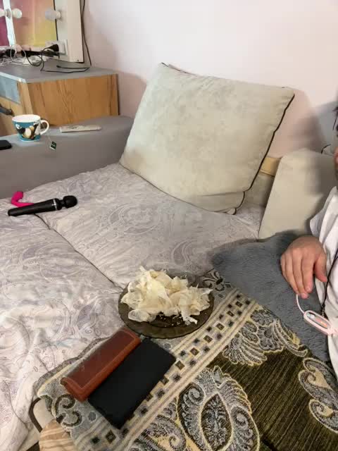 _Milashka_ Cam Model Chat November 3, 2025