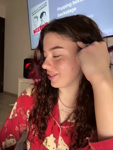 Kimi_Ass Cam Model Chat November 3, 2025