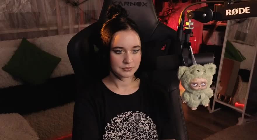 KiraLiLime Cam Model Chat November 3, 2025