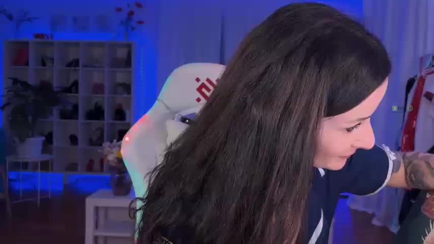 _FuckMeNow_ Cam Model Chat November 3, 2025