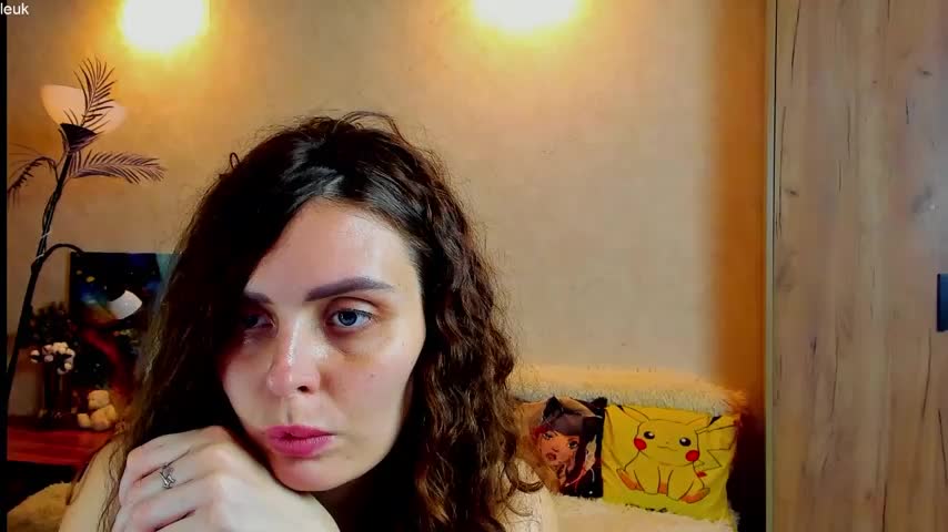 mia_grantes Cam Model Chat November 3, 2025