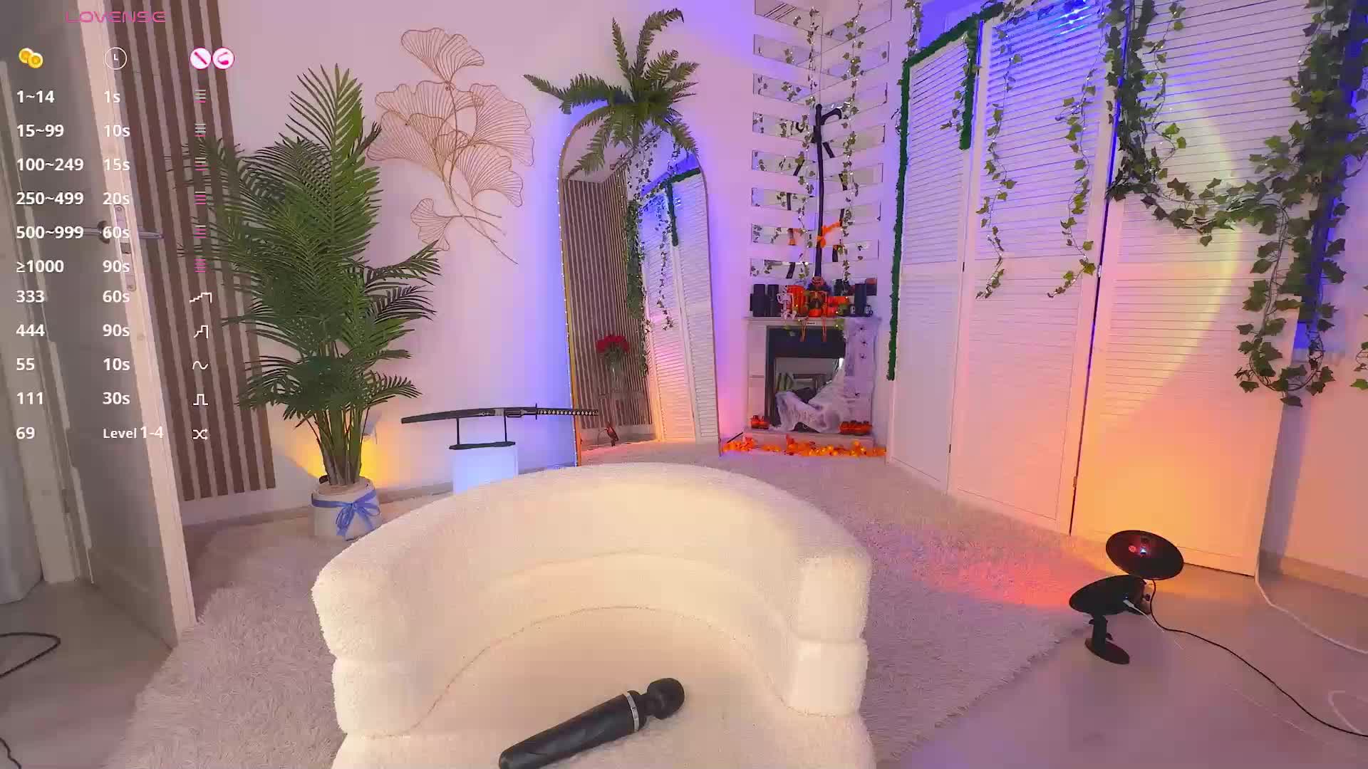 BlushMikki Cam Model Chat November 3, 2025