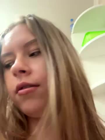 Tomyris_yuki Cam Model Chat November 3, 2025