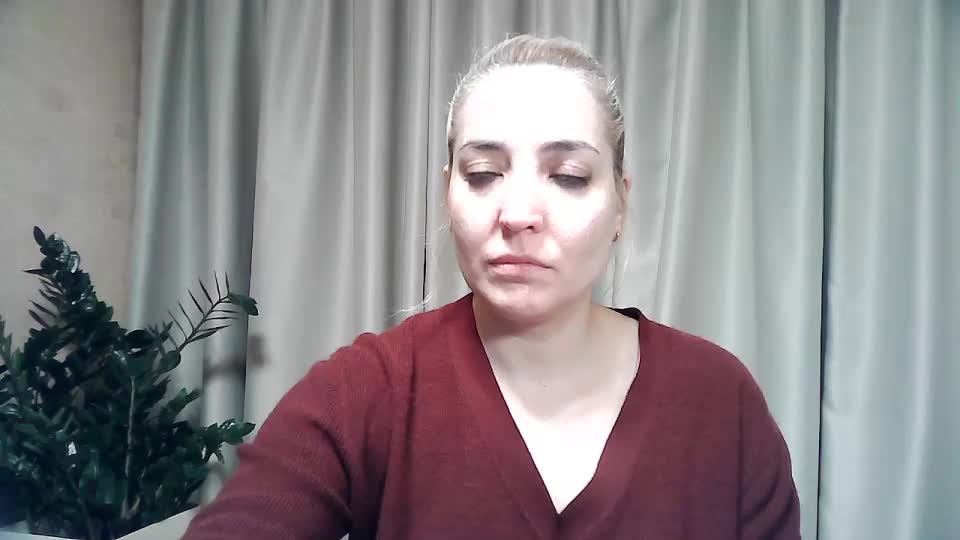 mariska-kiska Cam Model Chat November 3, 2025