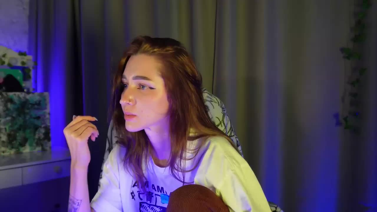 _SitCom_ Cam Model Chat November 3, 2025