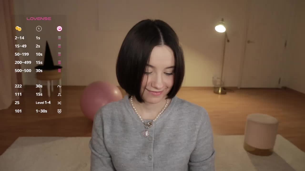 MissEssie Cam Model Chat November 3, 2025