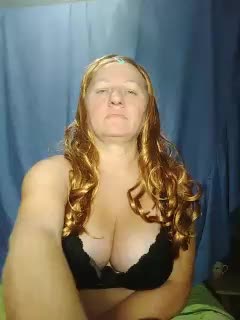 FameLara Cam Model Chat November 3, 2025