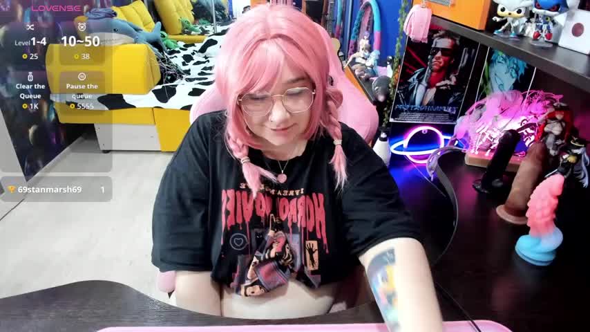 Softie_Sofy Cam Model Chat November 3, 2025