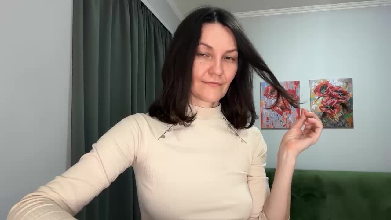 _lastochka_ Cam Model Chat November 3, 2025