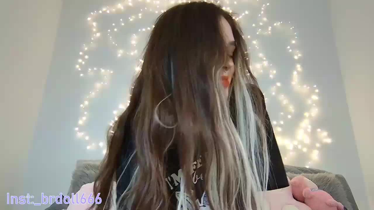 BrokenDoll666 Cam Model Chat November 3, 2025