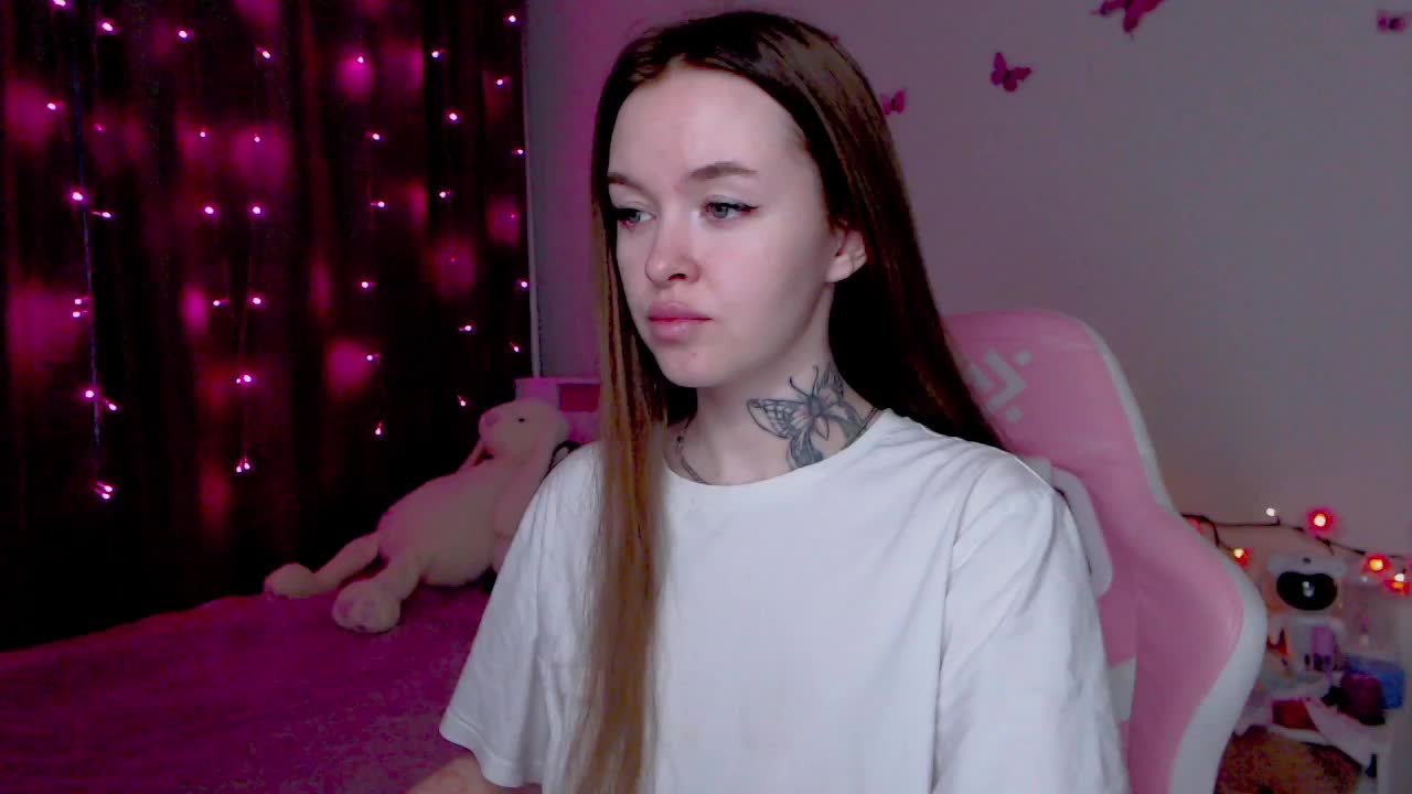 NaughtyMable Cam Model Chat November 3, 2025