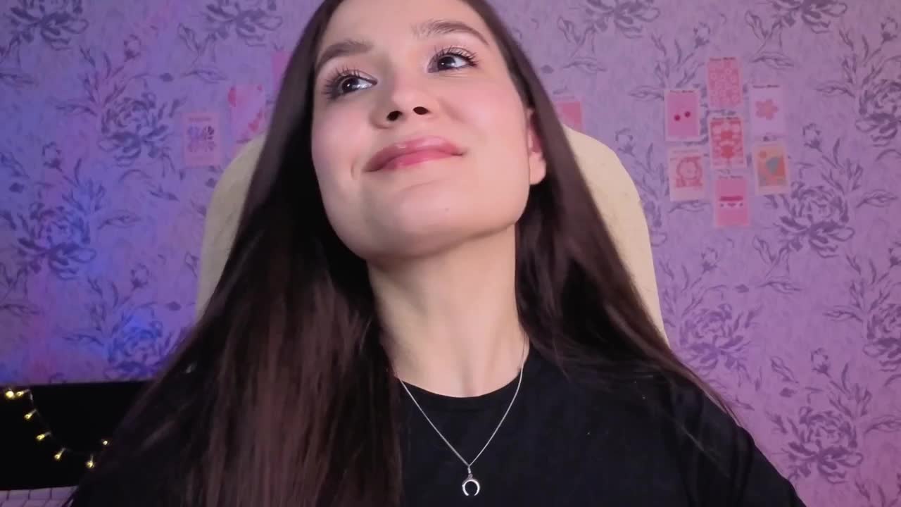 annie-fleur Cam Model Chat November 3, 2025