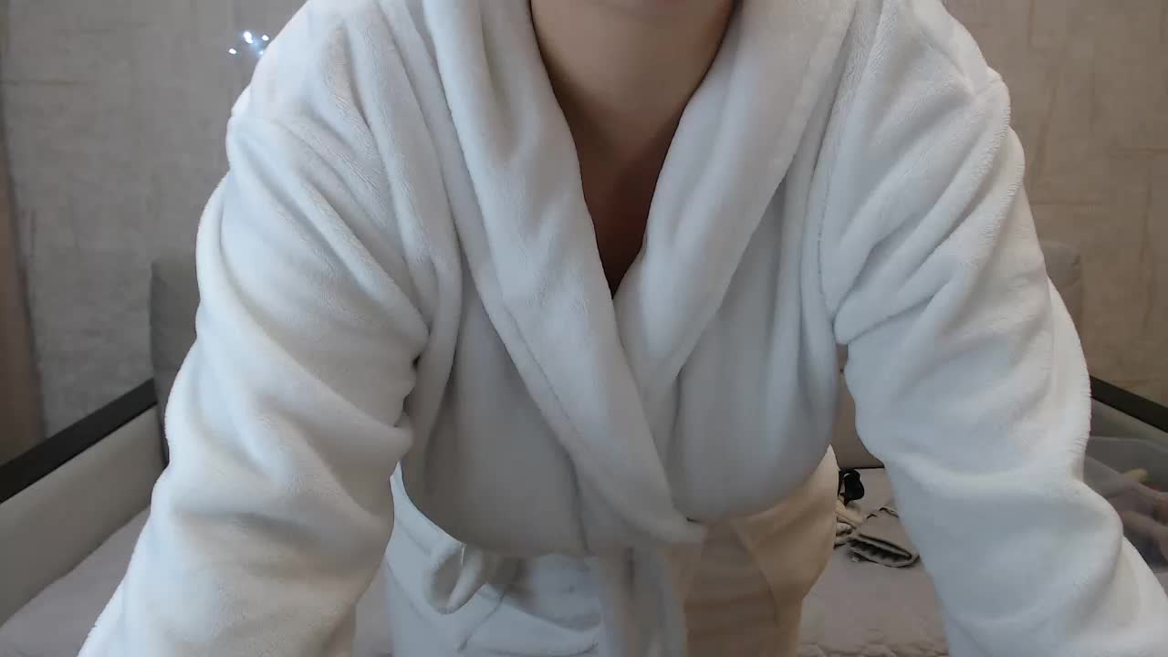 JenniferTheChic Cam Model Chat November 3, 2025