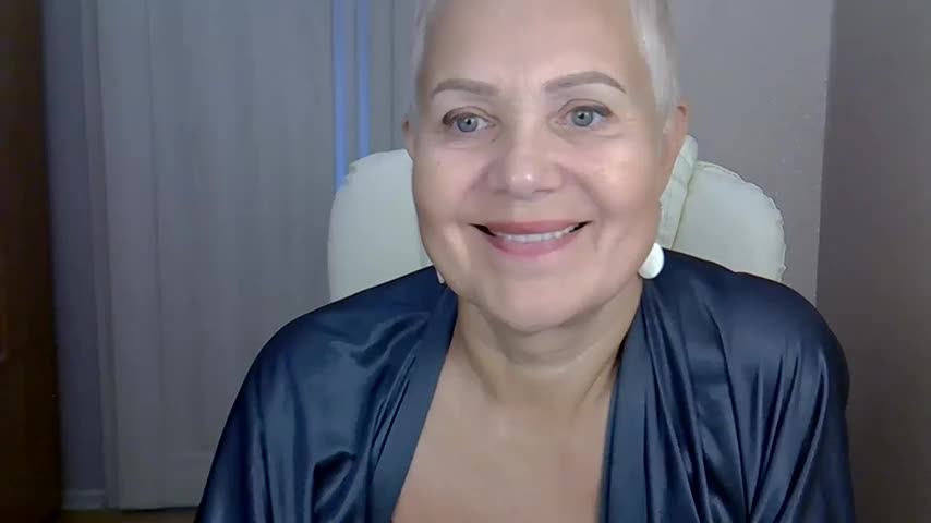 Madam-Madam Cam Model Chat November 3, 2025