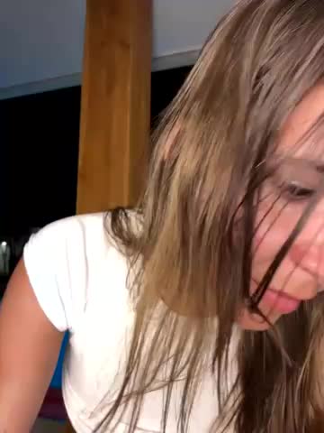 JuicyFruits93 Cam Model Chat November 3, 2025