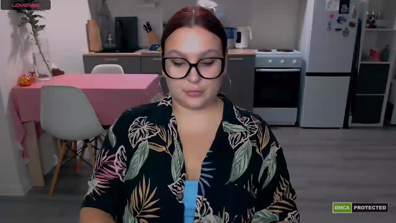 EvaPuffy Cam Model Chat November 3, 2025