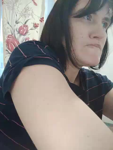 Xo4y-SeXa Cam Model Chat November 3, 2025