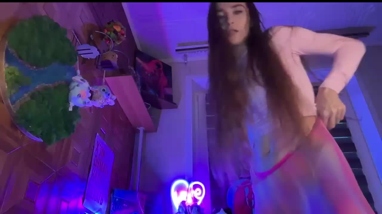 CandyBoom Cam Model Chat November 3, 2025