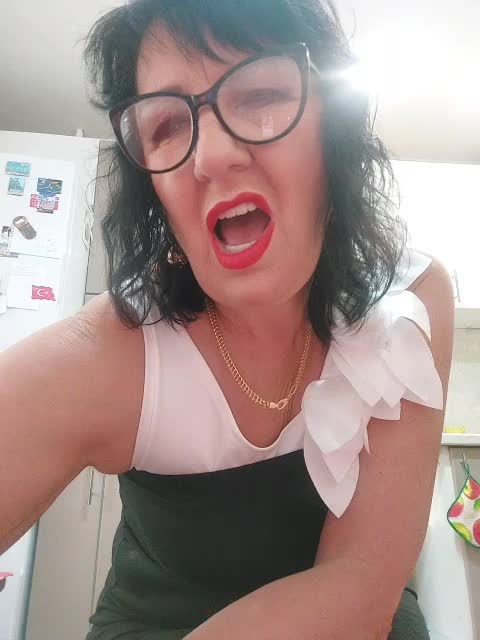 LaliaMia Cam Model Chat November 3, 2025