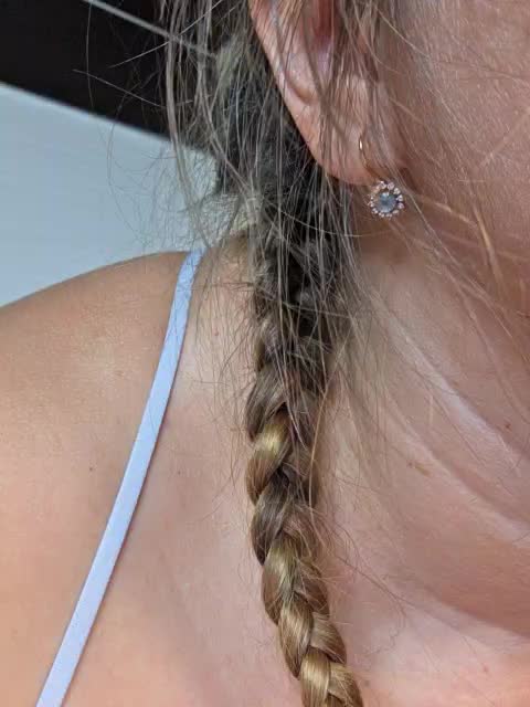 FLUFFY_BEAUTY Cam Model Chat November 3, 2025