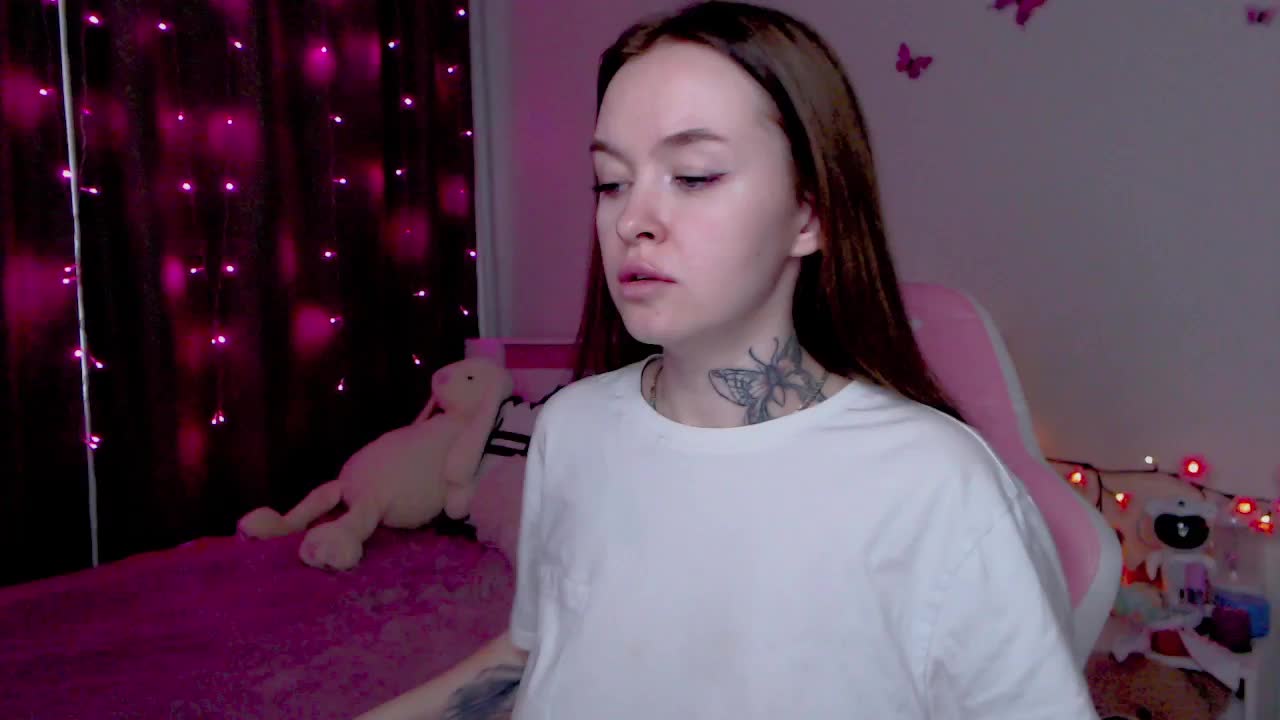 NaughtyMable Cam Model Chat November 3, 2025