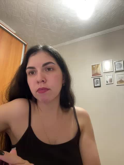 Vika19981 Cam Model Chat November 3, 2025