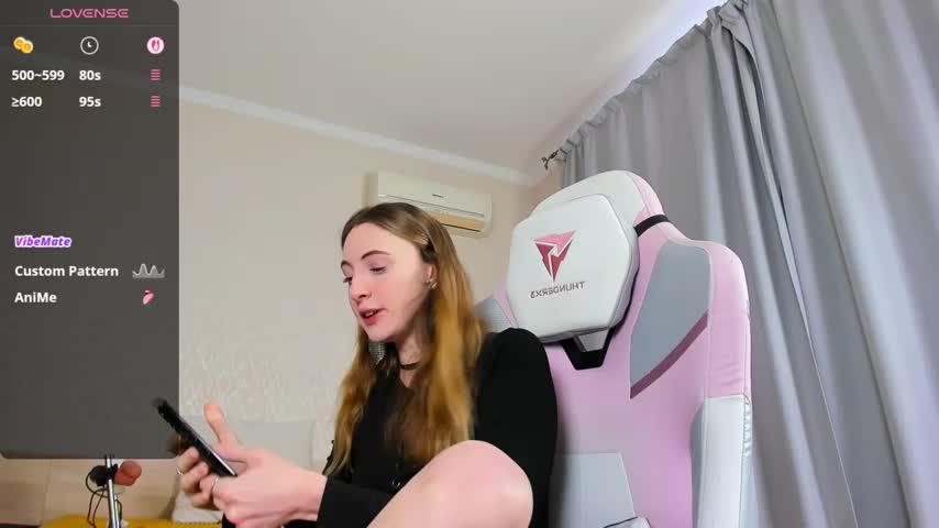 Cowell_Adelina Cam Model Chat November 3, 2025