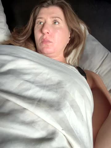 Natali_UA Cam Model Chat November 3, 2025